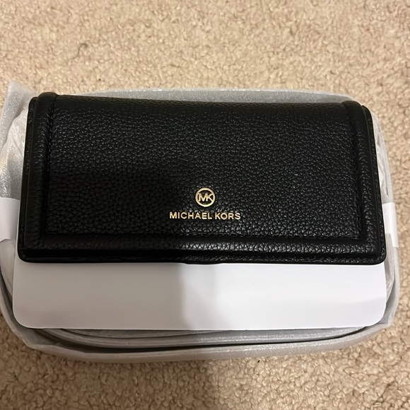 MICHAEL KORS Jet Set Small Pebbled Leather Smartphone Convertible Crossbody - Picture 5 of 9